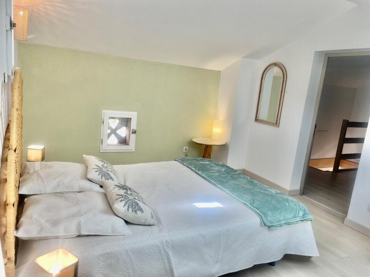 La Maison D'Apolline Sahune エクステリア 写真